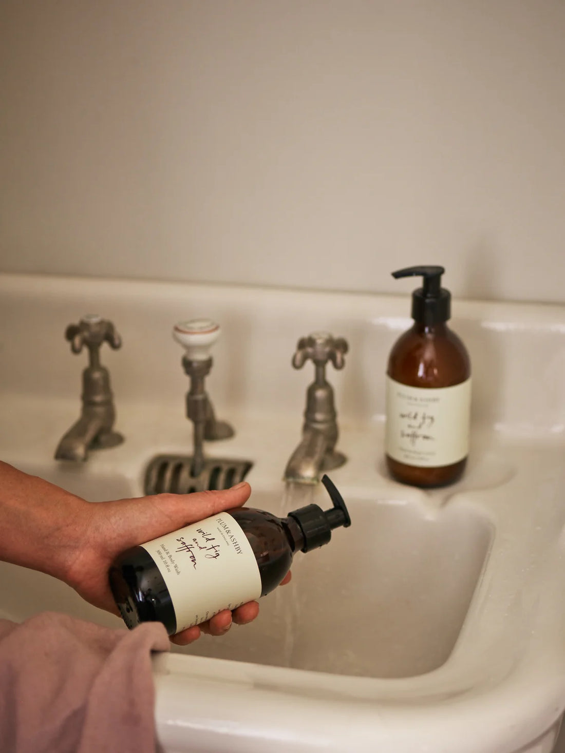 Plum &amp; Ashby Wild Fig &amp; Saffron Hand &amp; Body Lotion